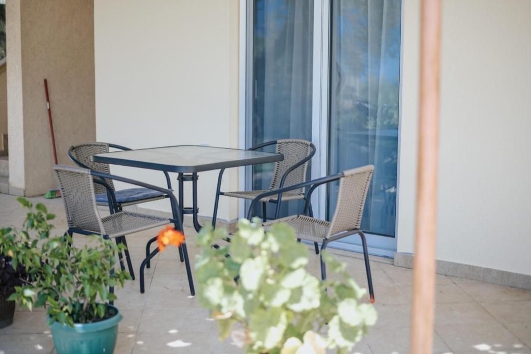 Olive Garden Apartment บาร์ ภายนอก รูปภาพ